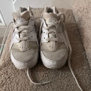 Nike Kids White and Tan Sneakers